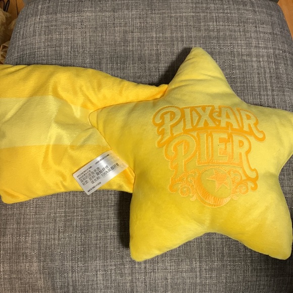 Disneyland Pixar Pier Shooting Star Plush - Picture 2 of 4